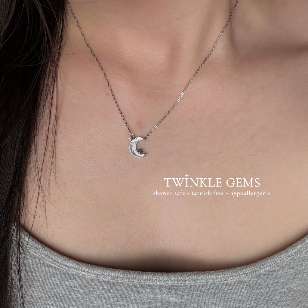 Lunara Moon White Conch Necklace