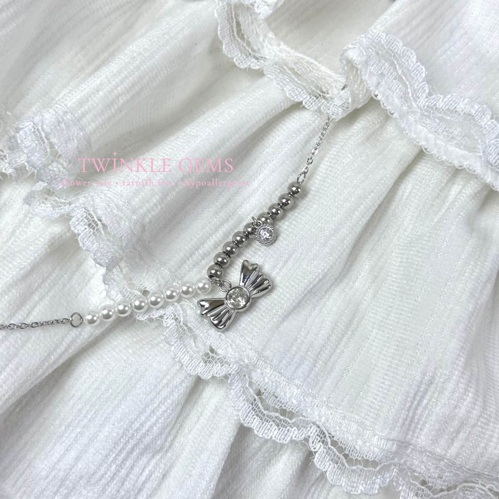 Roselle Bow Pearl Bracelet