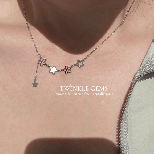 Astrid Bloom Mother of Pearl Necklace