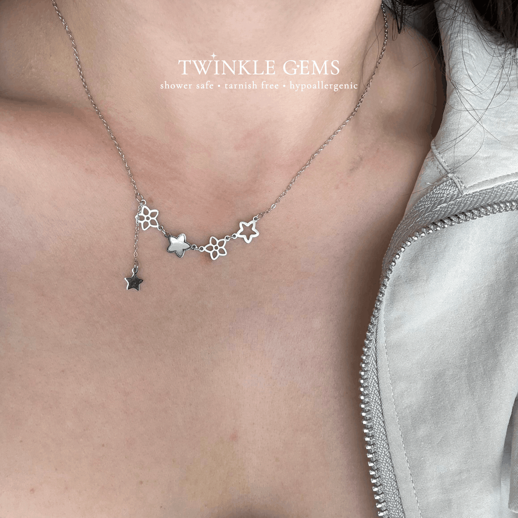 Astrid Bloom Mother of Pearl Necklace