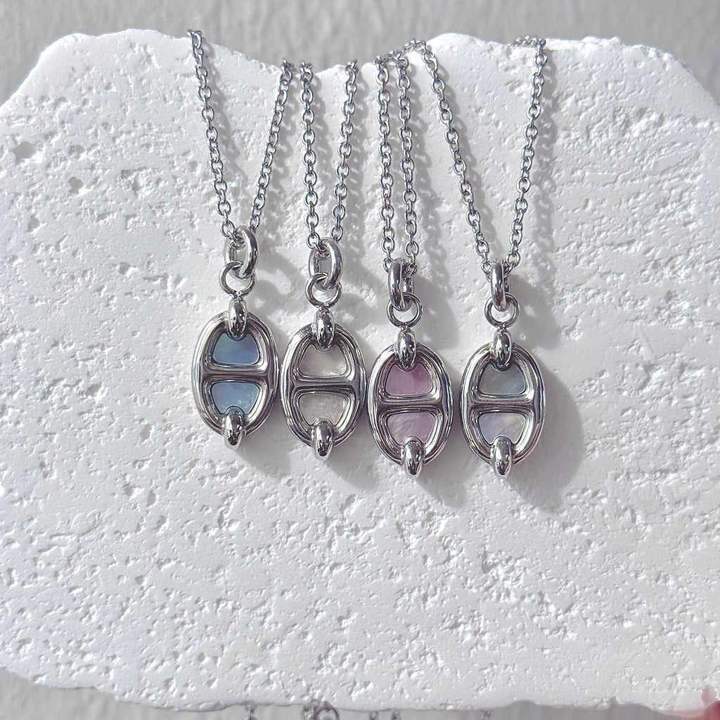 Capsule Link Mother of Pearl Necklace