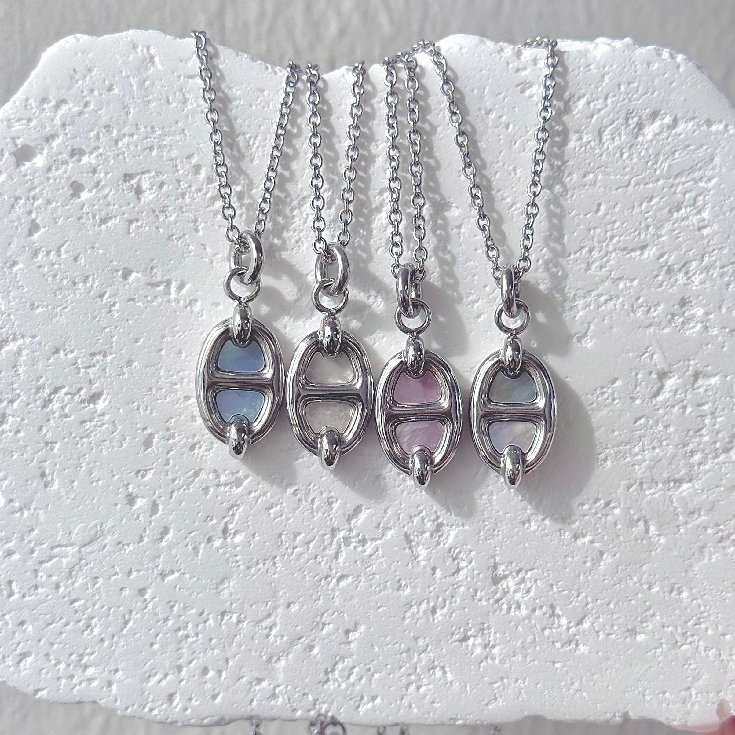 Capsule Link Mother of Pearl Necklace