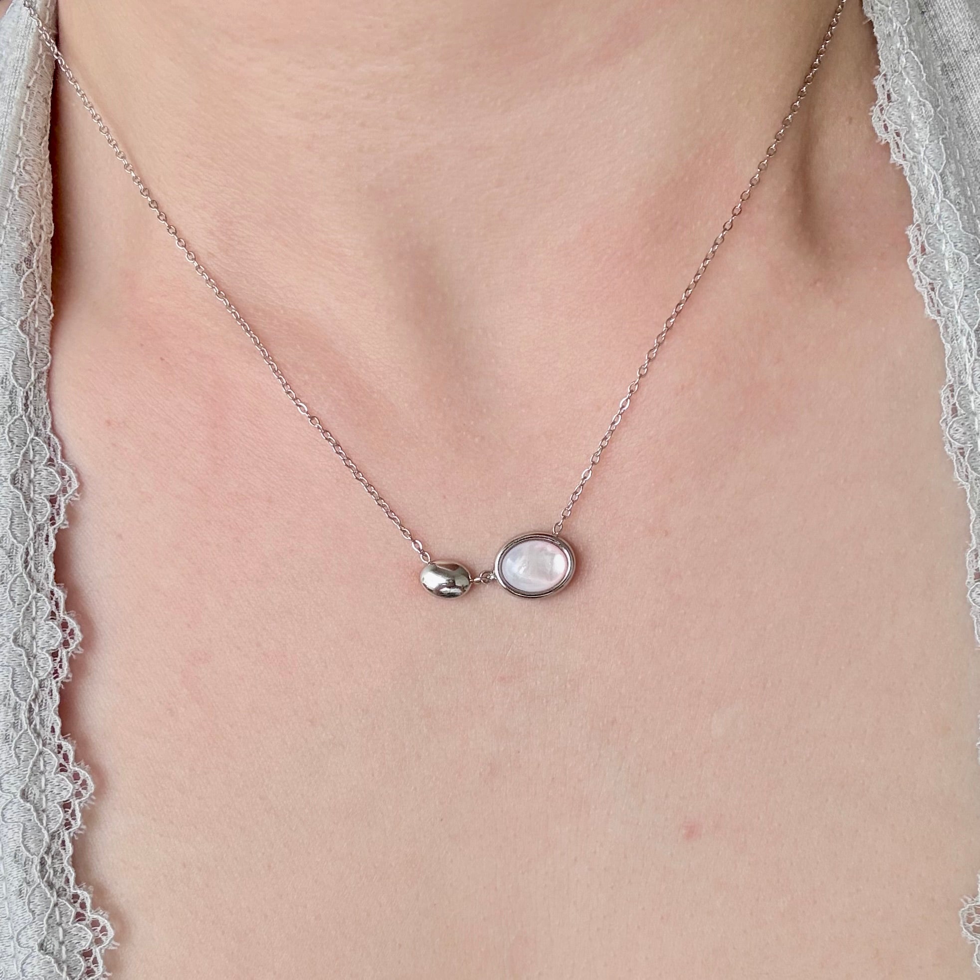 Luna Blush Conch Pendant