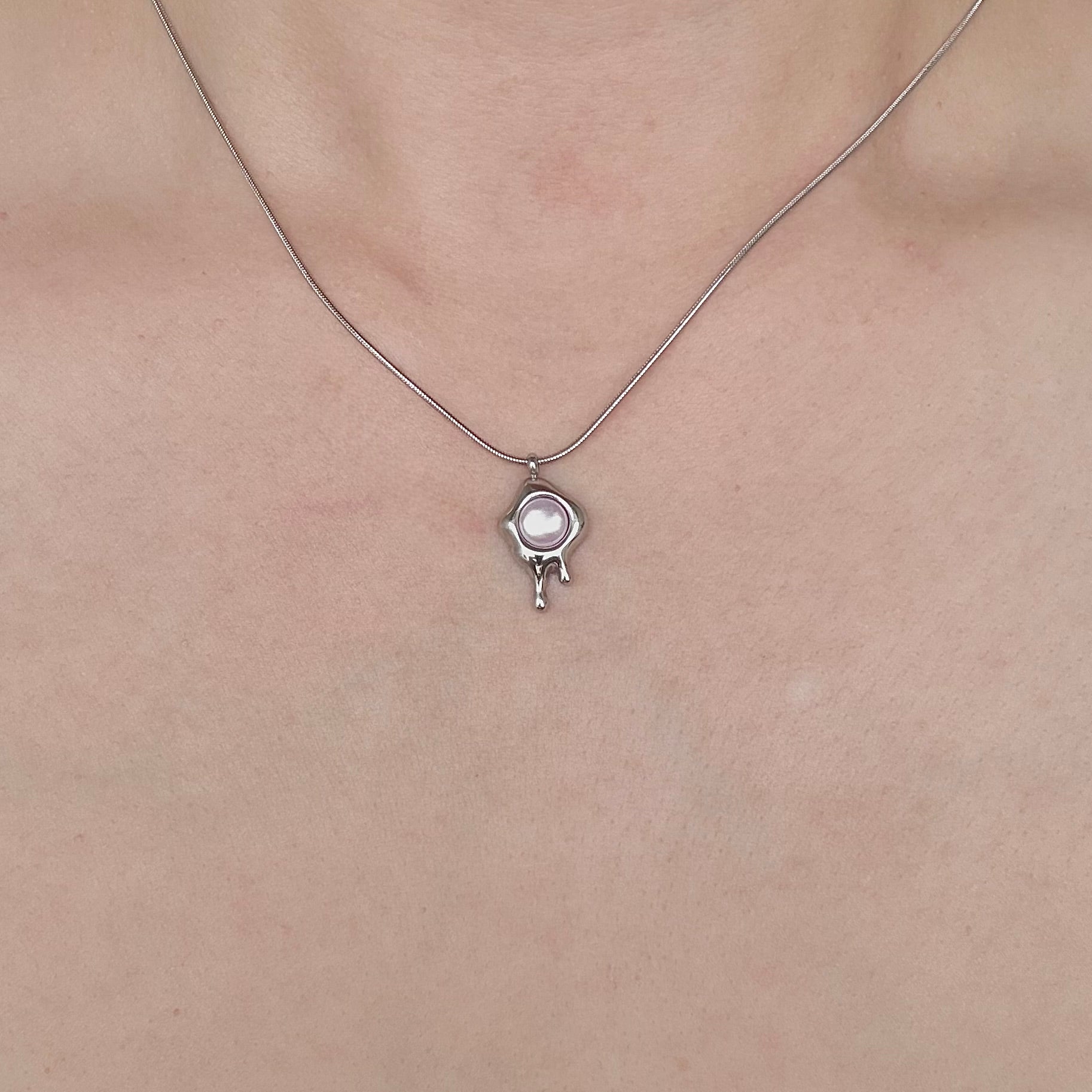 Astra Conch Shell Necklace