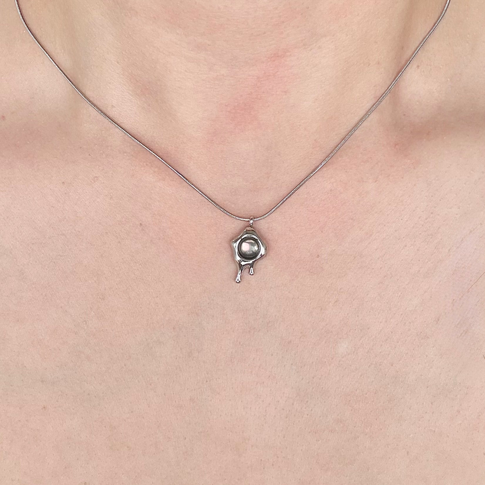 Astra Conch Shell Necklace