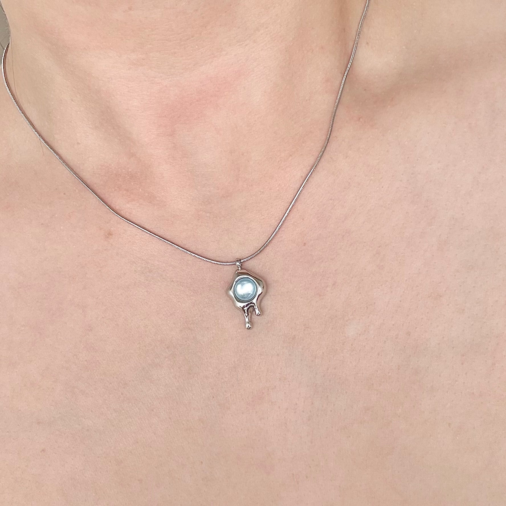 Astra Conch Shell Necklace