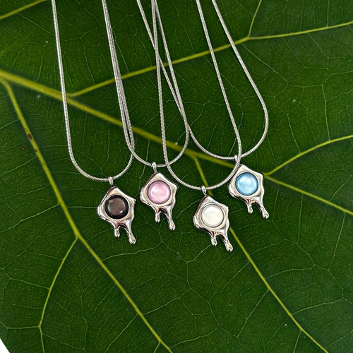 Astra Conch Shell Necklace