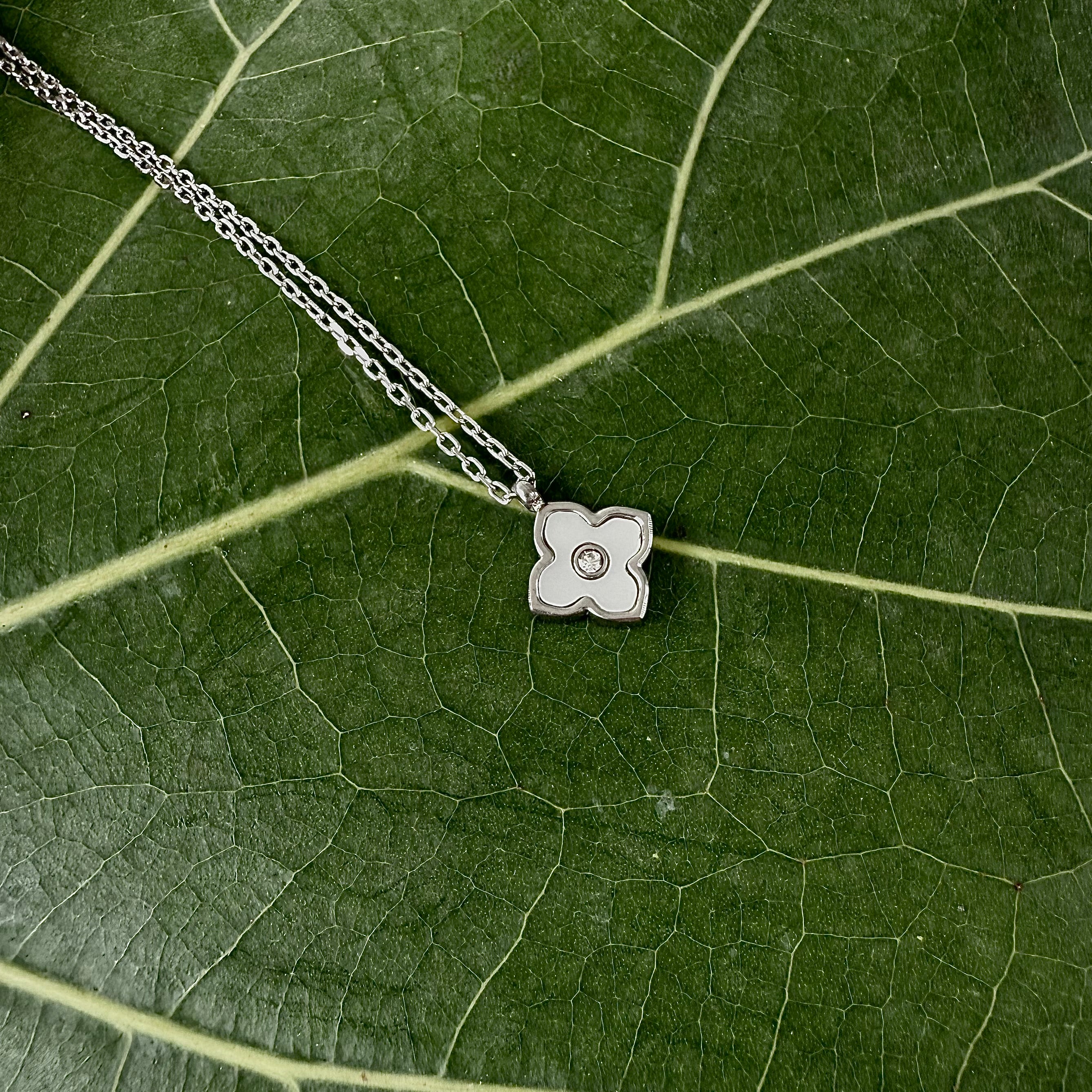 Maison Mother of Pearl Necklace