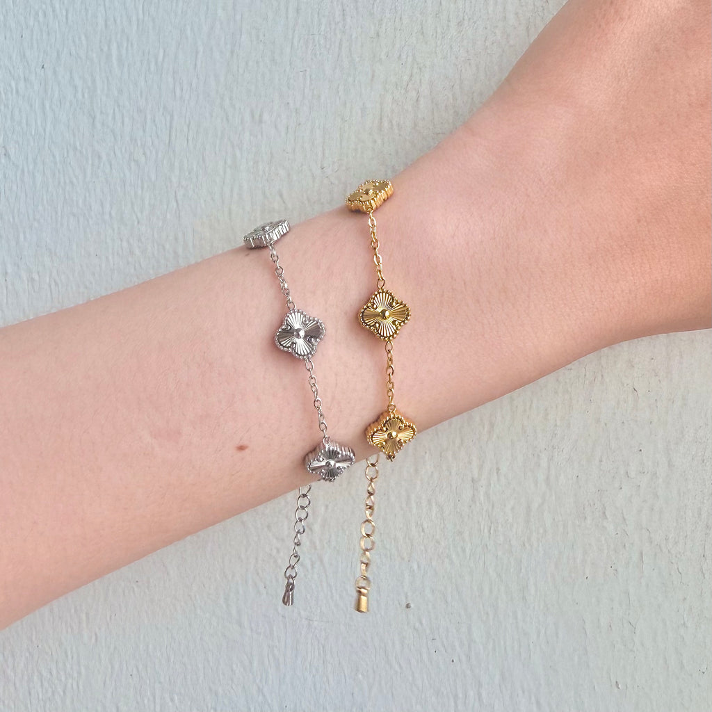 Folia Clover Laser Cut Bracelet